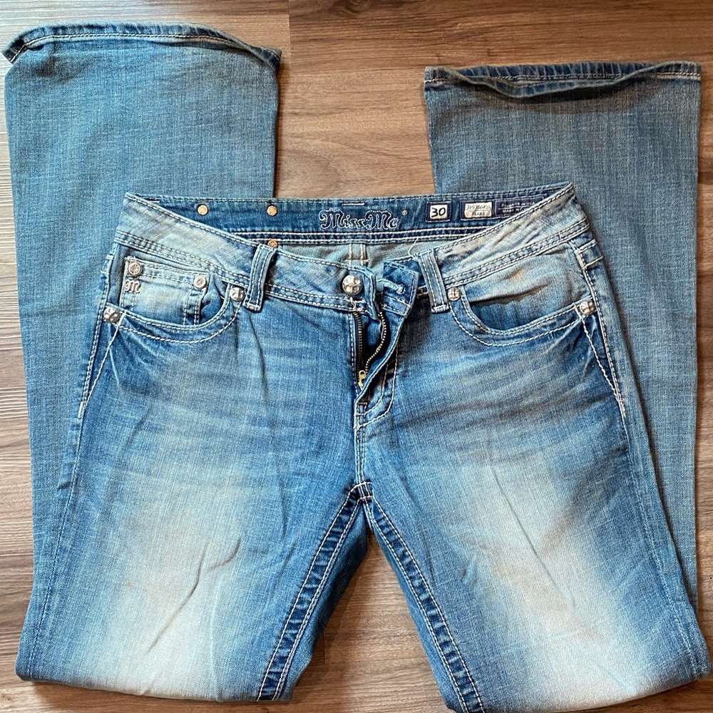 Miss Me flare jeans